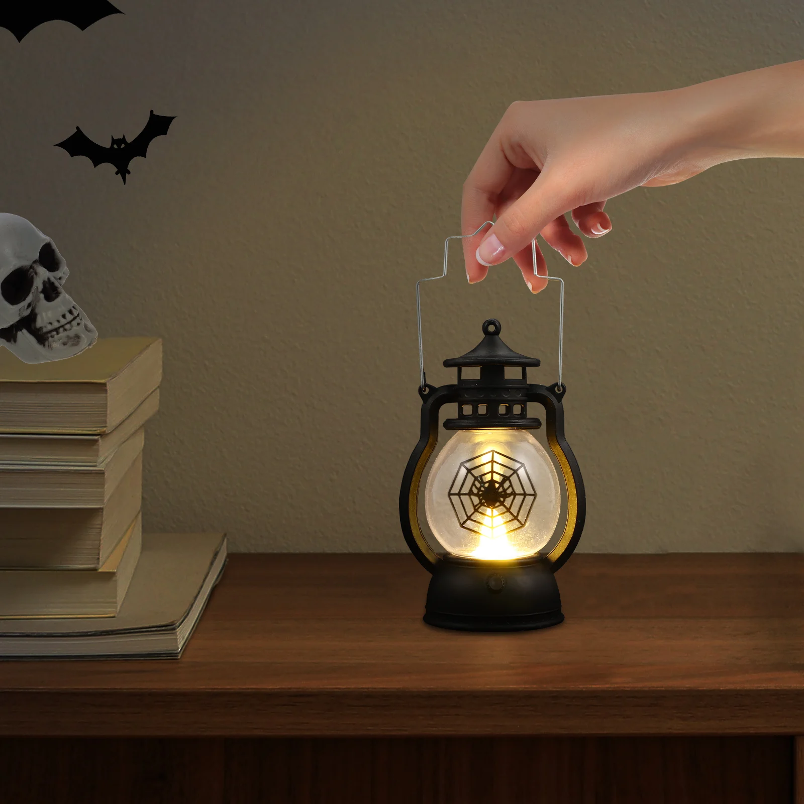 2 szt. Latarnia Retro Mała Lampa Olejna Dekoracje Halloween Wewnętrzne Estetyczne Latarnie Dekoracyjne Zewnętrzne Światło Czarne