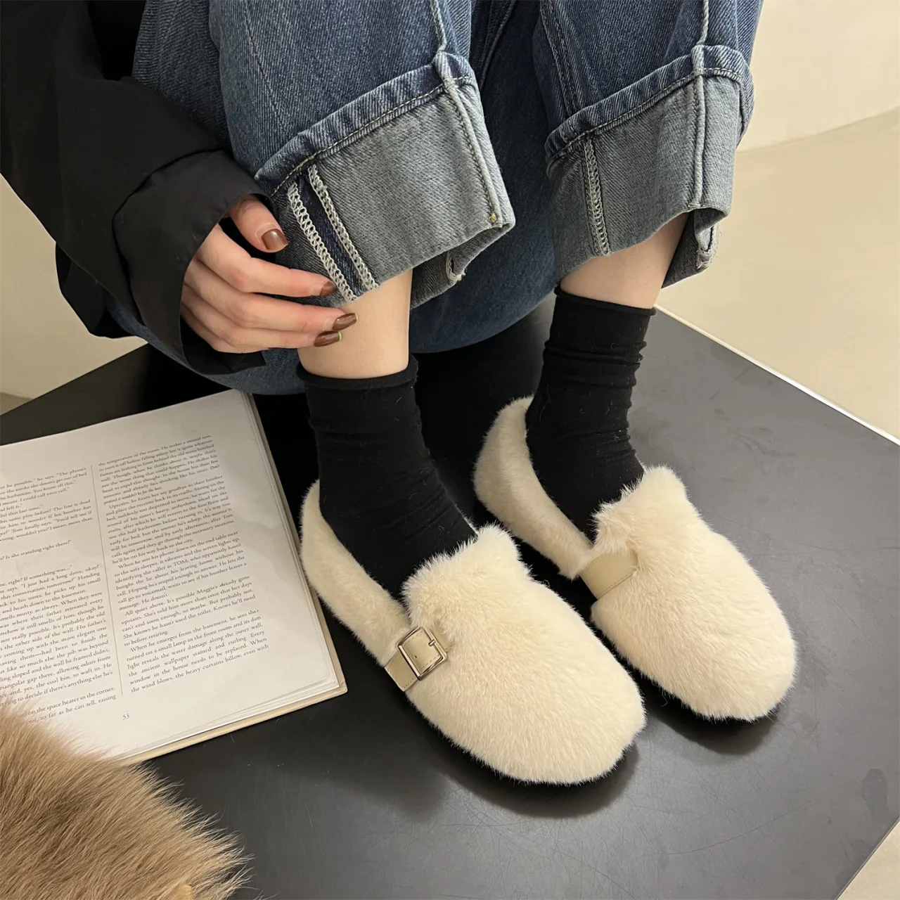 Womens Loafers Shoes Slip-on Autumn Round Toe Casual Female Sneakers Moccasin Slip On Fall Winter Driving Fur New Basic Rubber S