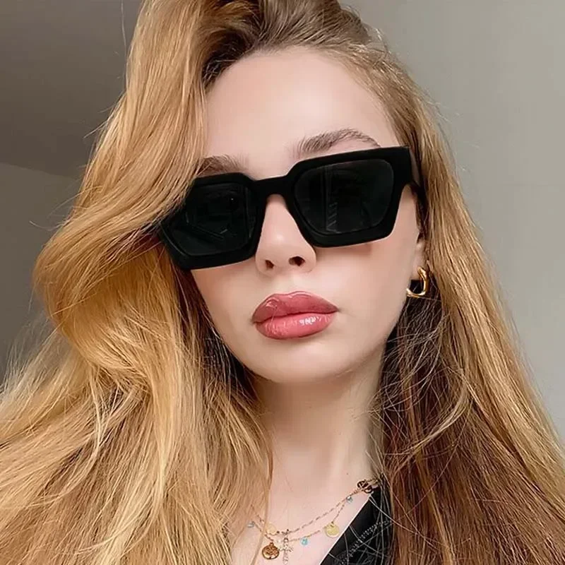 

Vintage Square Sunglasses Women Men Brand Classic Sun Glasses Female Male Designer Mirror Travel Outdoors Shades Oculos De Sol