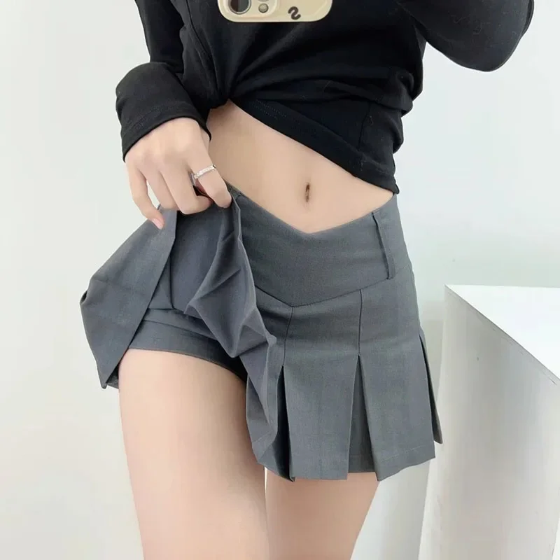 Xpqbb-تنورة نسائية صغيرة مثيرة على شكل حرف V ، ملابس شارع نسائية ، تنورات قصيرة ذات ثنيات ، سحاب جانبي ، تخفيضات كبيرة ، موضة Y2K ، جديدة ،