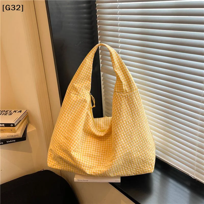Canvas Tote Bag - กระเป๋าโท้ทผ้าแคนวาสลายตารางสีเหลือง ทรงโฮโบ ความจุขนาดใหญ่ มีซิปปิด สำหรับใช้ในชีวิตประจำวัน ช้อปปิ้ง