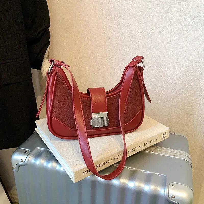 

New Fashion Shoulder Bag Retro Fashion Simple Atmosphere Shoulder Bag Niche Design Advanced Texture Crescent Bag