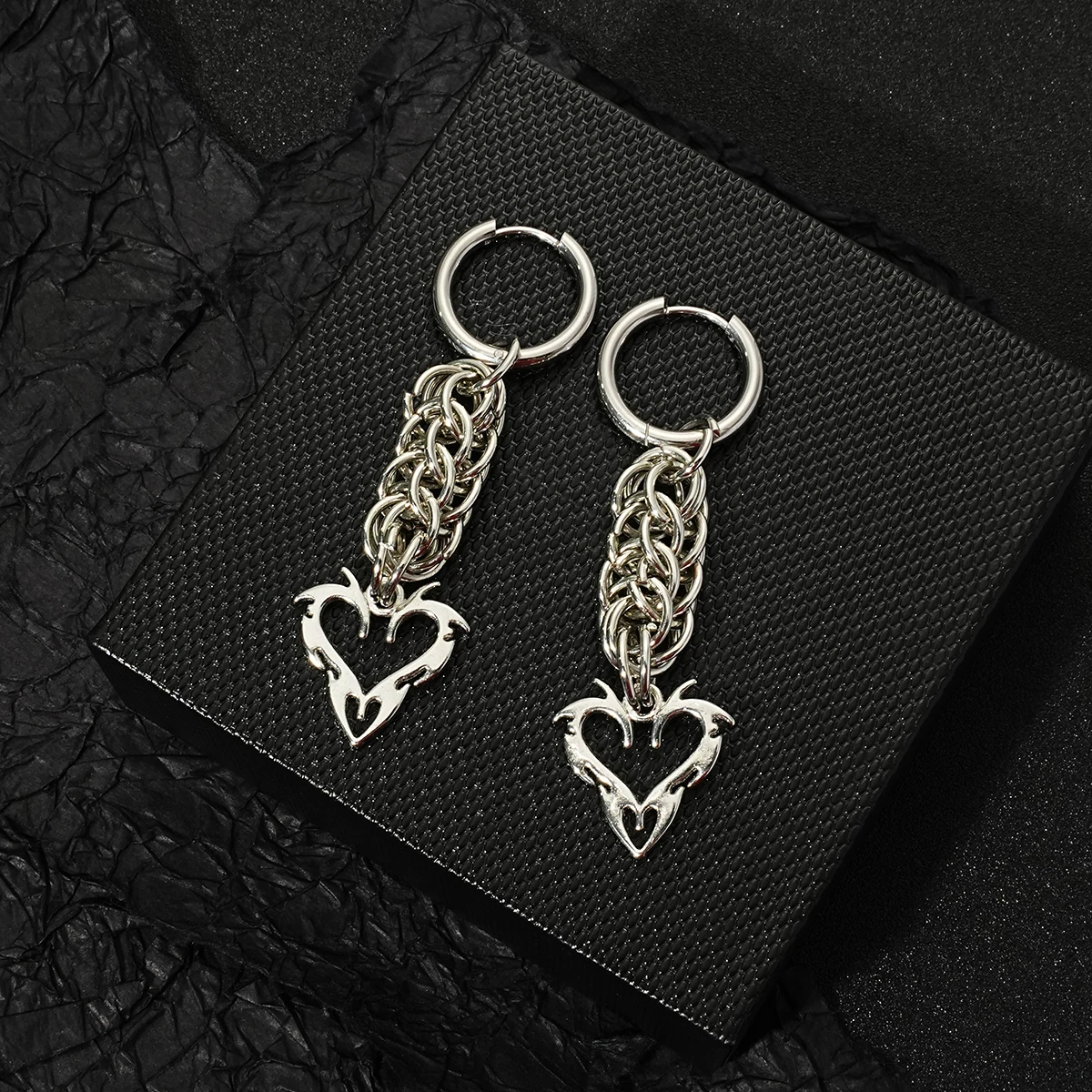 Y2k punk style personalized creative thorn heart pendant stainless steel earrings holiday party jewelry gift for friends