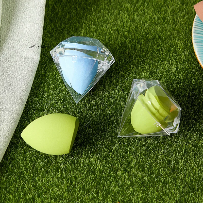 Puste pudełko do przechowywania gąbek do makijażu w kształcie rombu Przenośny organizer na kosmetyki Puff Plastikowy stojak na blender Stojak do suszenia