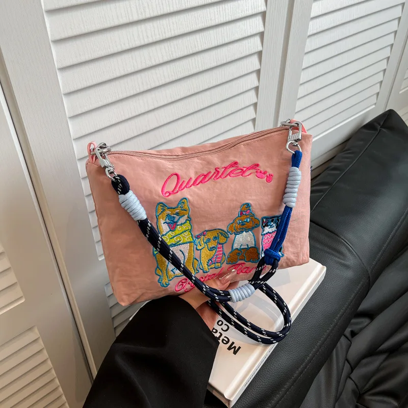 

2025 New Casual Simple Texture Small Square Bag Trendy Fashion Retro Foreign Style Women's Personalized Shoulder Messenger Bag