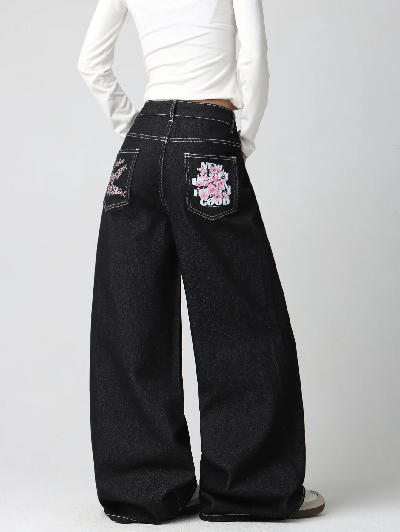 Women's Vintage American-Style Pocket Embroidered Print Loose High-Waist Wide-Leg Jeans Y2K Street Trend Simple Comfortable Everyday Versatile Pants