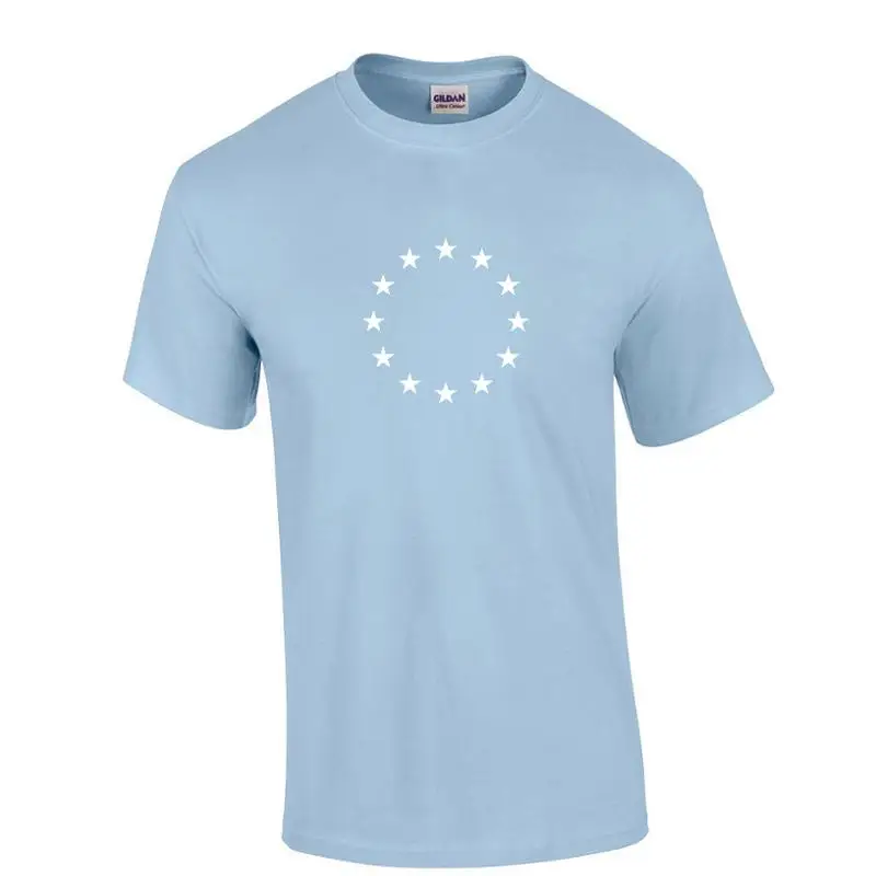 

Футболка с белым логотипом европейского союза, крутая ФЛАГ, светло-голубой хлопок из ЕВРО