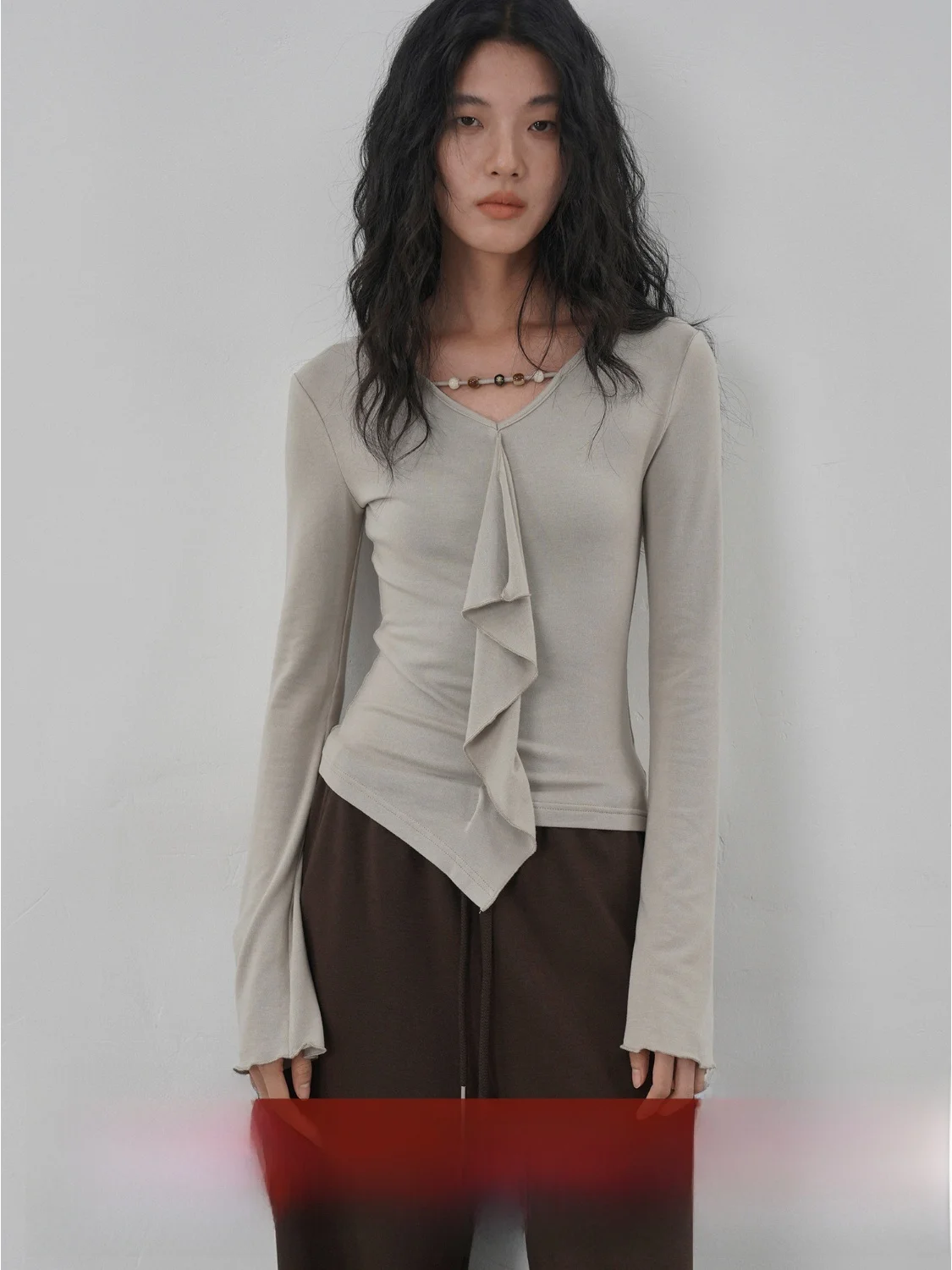 

EIGHTHMONTH August Women's Slim Fit Long Sve T-irt V-ne Design Casual Sle Polyester Blend Cotton Blend T-irt