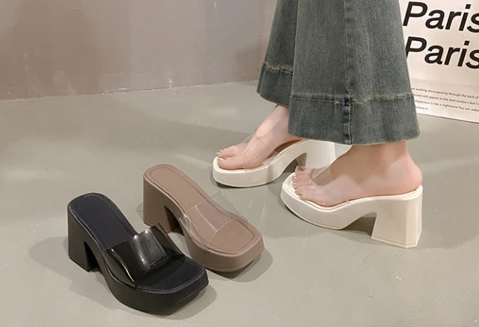 

Новые белые тапочки на высоком каблуке, прозрачные туфли-гладиаторы на платформе из ПВХ, летние сандалии на массивном каблуке, женские тапочки для отдыха, 42