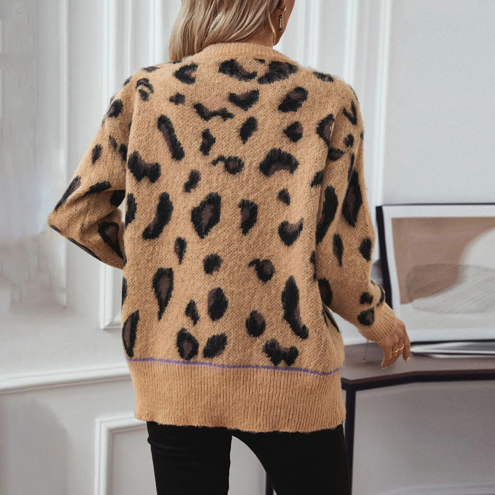 2024 Fall Winter Women\'s Fashion Leopard Print Jacquard Knit Sweater European And Mens Pullover Vest Sweater Heavy Mens Pullover