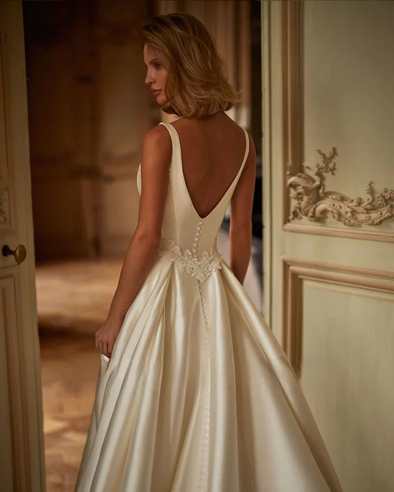 

Customized V-Neck Backless Appliques Beads Pearls Satin A-Line Wedding Dresses Vestidos De Noiva