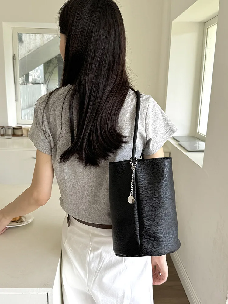 Retro Women's Bucket Shoulder Bag Soft PU Leather Female Underarm Bags Solid Colour Ladies Small Tote Purse Commute Handbags