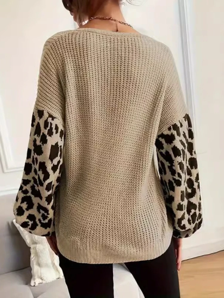 2025 Autunno e Inverno Moda Nuove donne Elegante modello leopardato Felpa con cappuccio lavorata a maglia casual Maglione da strada caldo e spesso