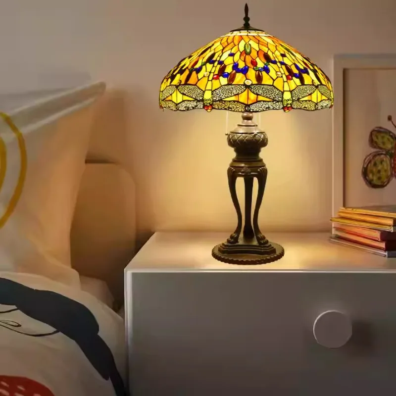 Tiffany retro 24-inch European creative bedside lamp bedroom living room study atmosphere desk lamp