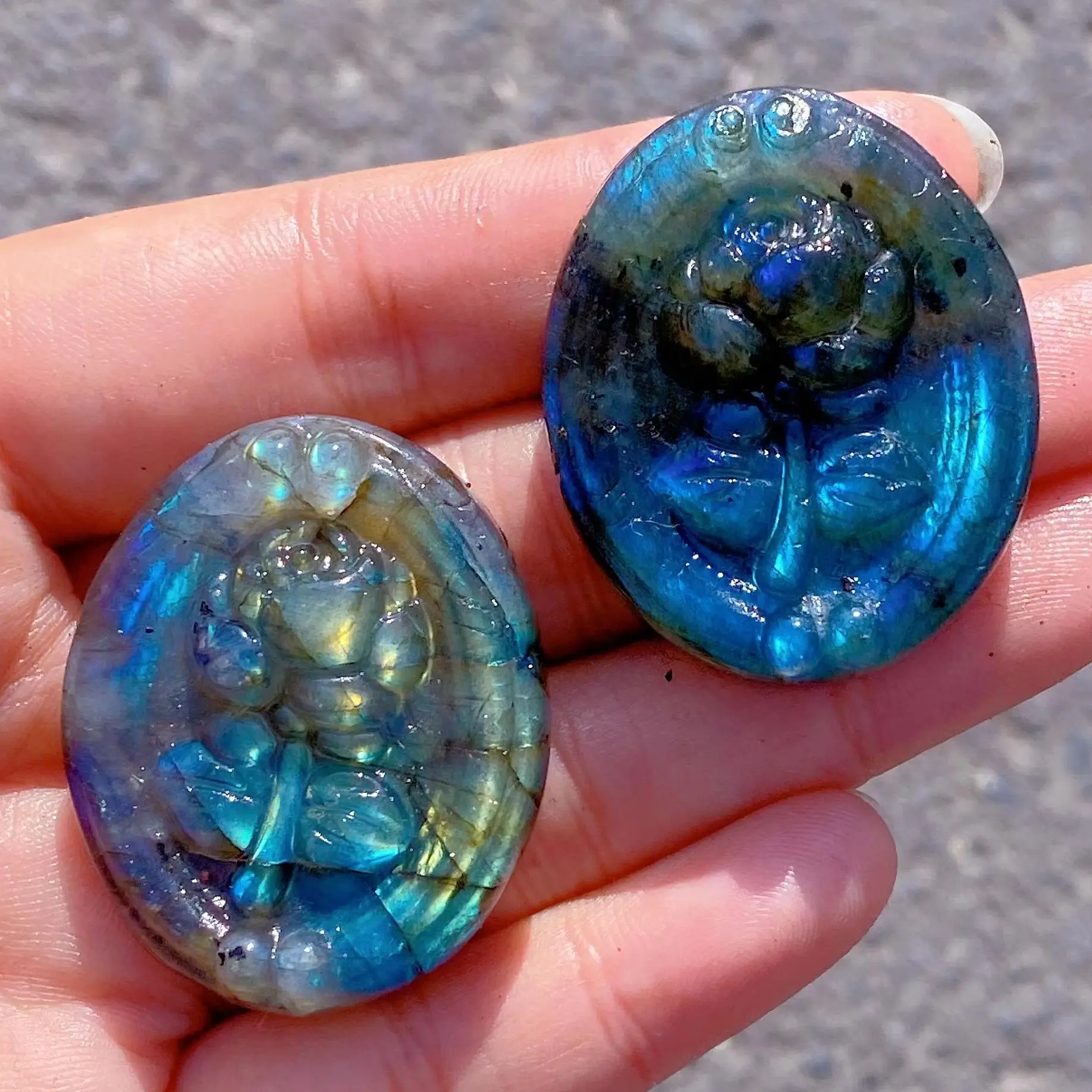 

Natural Flashy Labradorite Flower Carving Hand Carved Rose Crystal Figurine Reiki Healing Home Decor Gift