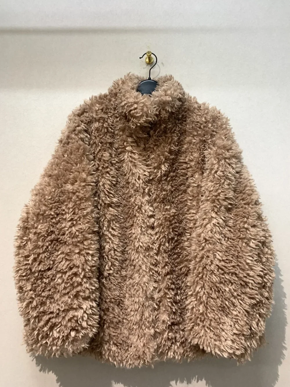 Kuzuwata, ropa holgada Vintage personalizada de Moda para mujer, abrigo grueso cálido de piel con cuello levantado, chaqueta de calle de moda falsa japonesa