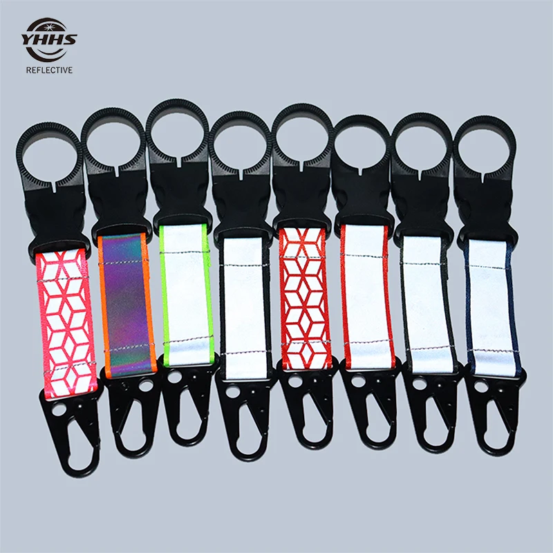 Reflective Water Bottle Buckle Pendant High Visibility Keychains Colorful Backpack Reflector Pendat Tool Hook