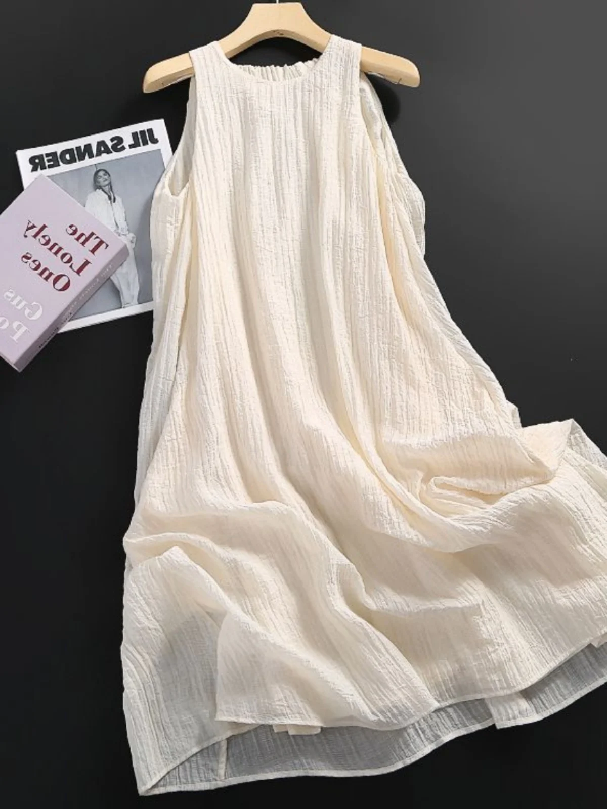 

Летнее повседневное платье больших размеров для женщин, свободное, на бретельках, длиной до колена, А-силуэт, с круглым вырезом, из тонкой ткани, в корейском стиле