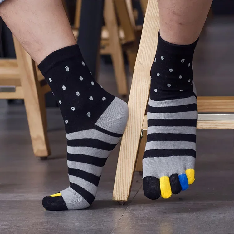 

5 Pair Male Five Finge Socks Men Mid Tube Crew Cotton High-quality Cotton Socks Sweat Colorful Men's Socks