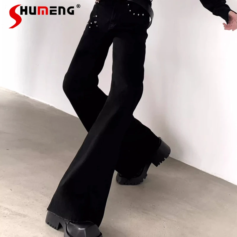 

Новинка 2023 года, мужские джинсы High Street с заклепками и бриллиантами, мужские нишевые дизайнерские облегающие джинсовые брюки с микро-расклешенями, мужские красивые джинсовые брюки