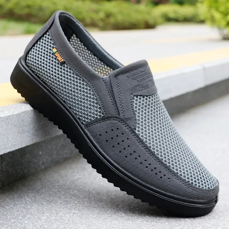 Sommerliche Herren-Slipper aus atmungsaktivem Mesh, rutschfeste, leichte Freizeitschuhe aus Stoff für Väter – Detail 5