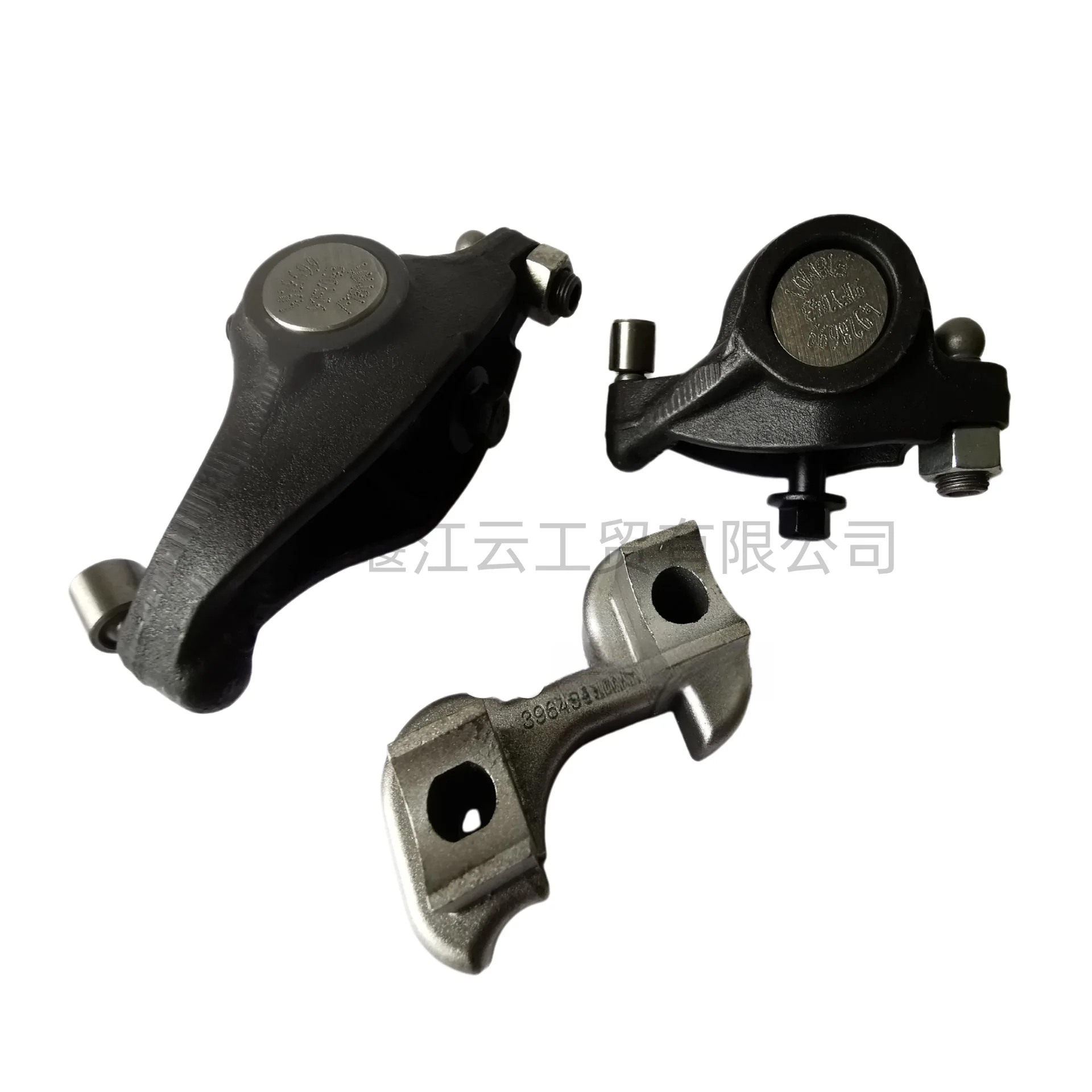 ISB6.7 Engine Parts for Cummins ISB5.9 ISDe Rocker Arm Assembly 4995602 4928698