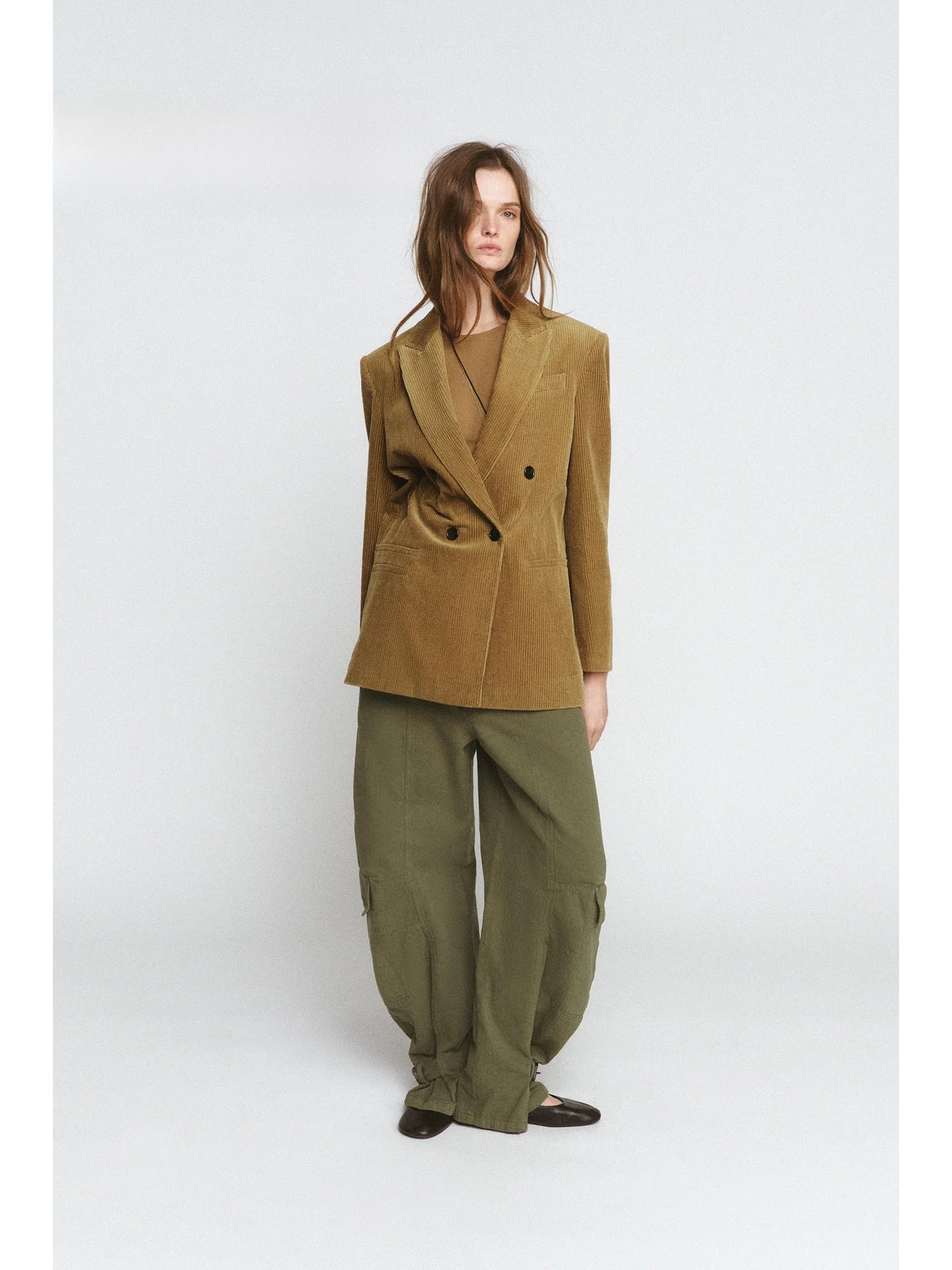 

Spring 2026 Women's Casual Loose Velvet Suit Jacket Commute Style Long Sleeve Double Breasted Short Outerwear