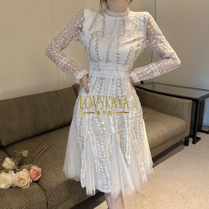 

Elegant Vintage Dot Mesh Patchwork Lace Knee-length Dress Vestidos Fashion Embroidered Flower Dress Women O-Neck