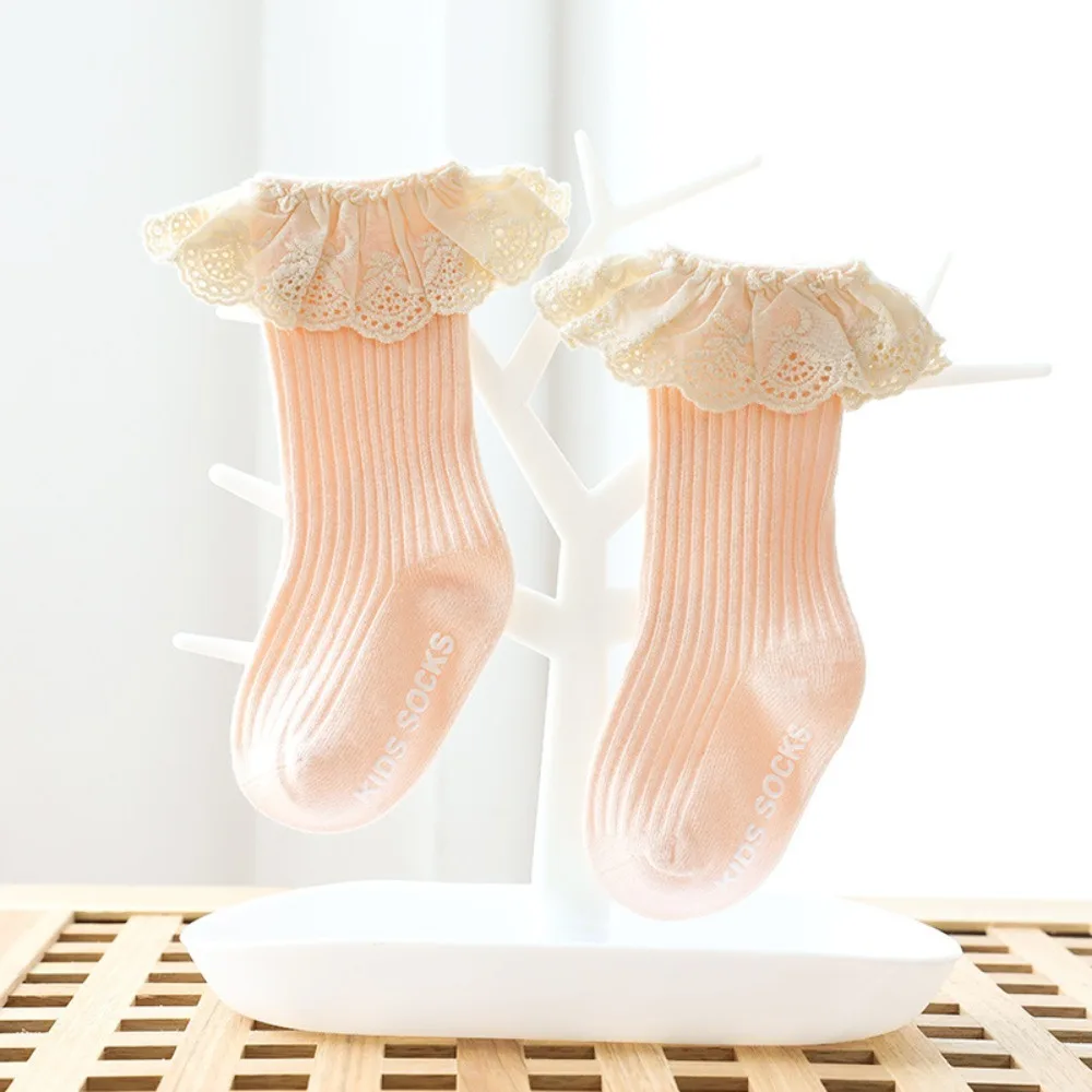Non Slip Dots Baby Socks Lace Trim Mid Calf Length Kids Mid Calf Socks Anti Skid Bottom Soft Fabric Toddler Floor Socks