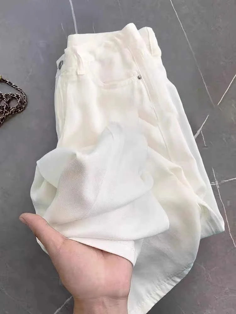 Białe jedwabne dżinsy damskie Damskie luźne spodnie jeansowe z szeroką nogawką Letnia nowa moda Slim Jeans Casual Miękkie spodnie