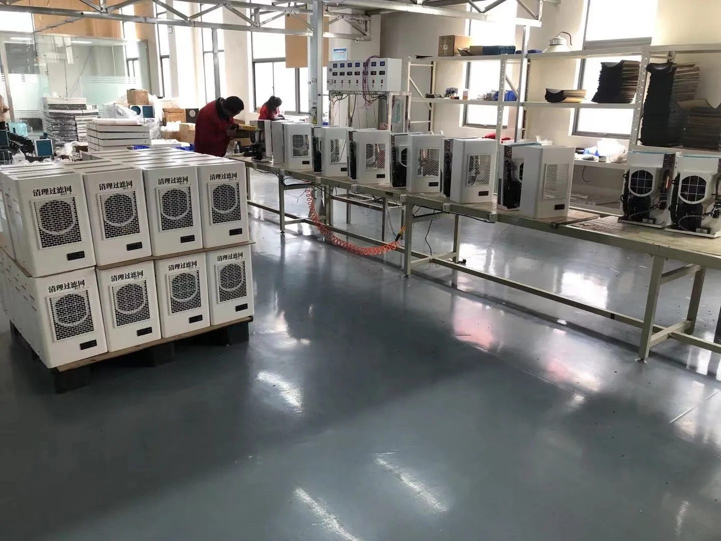 مكيف هواء صغير مثبت على الخزانة 300 وات 220 فولت للوحة CNC أوتوماتيكي جديد مع تركيب على السطح الأساسي للضاغط