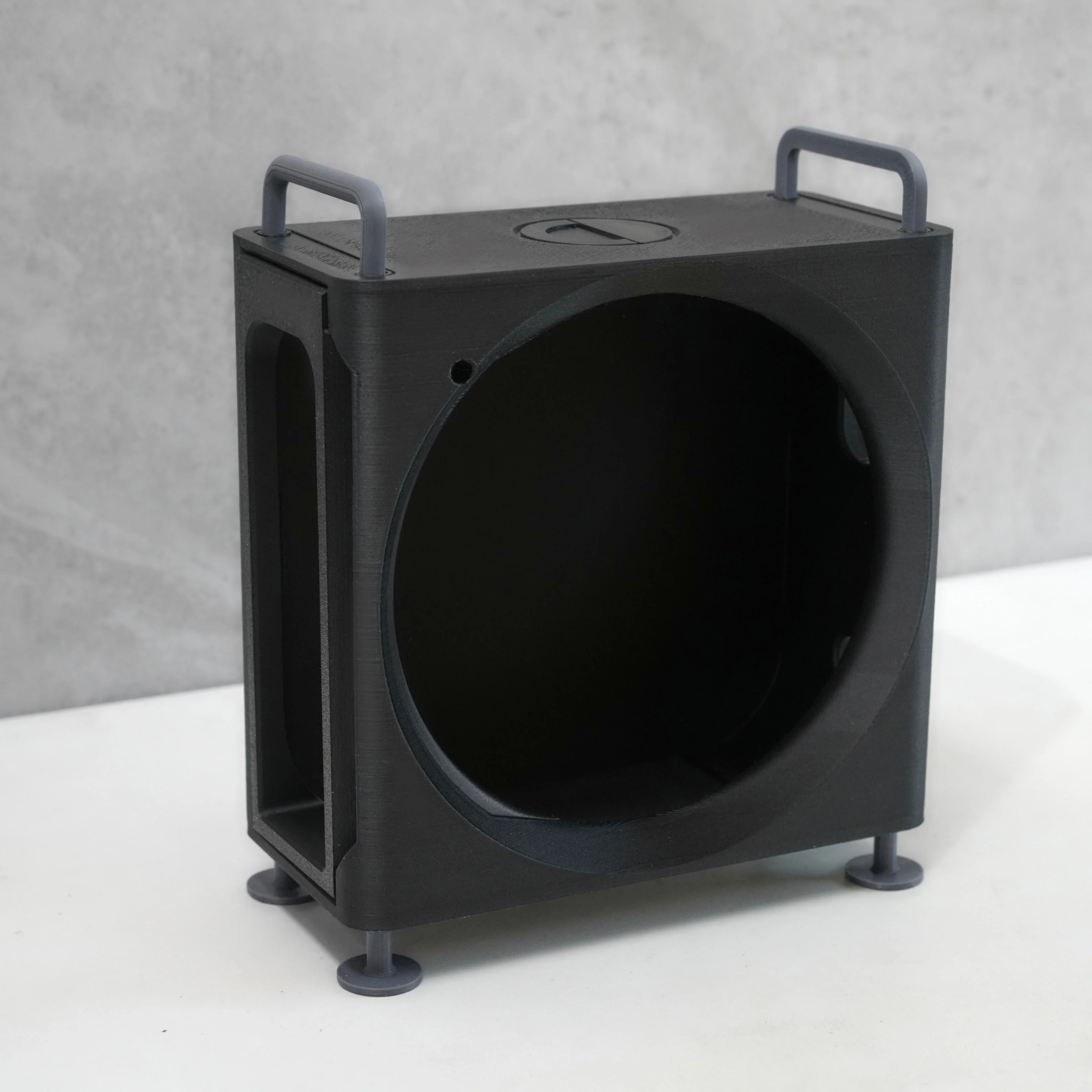 [Digital] Mac Pro Mini Chassis! Novo mini chassi M4/M4 Pro Mac