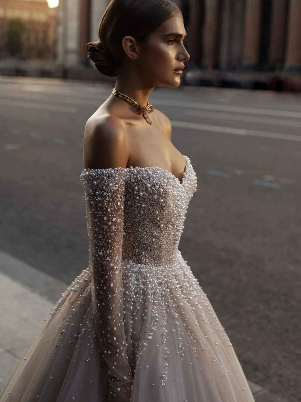 Graceful Off The Shoulder Wedding Dress Sparkly Sequins Pearls Dress For Bride Luxury Long Bridal Gown Customized Robe De Mariée