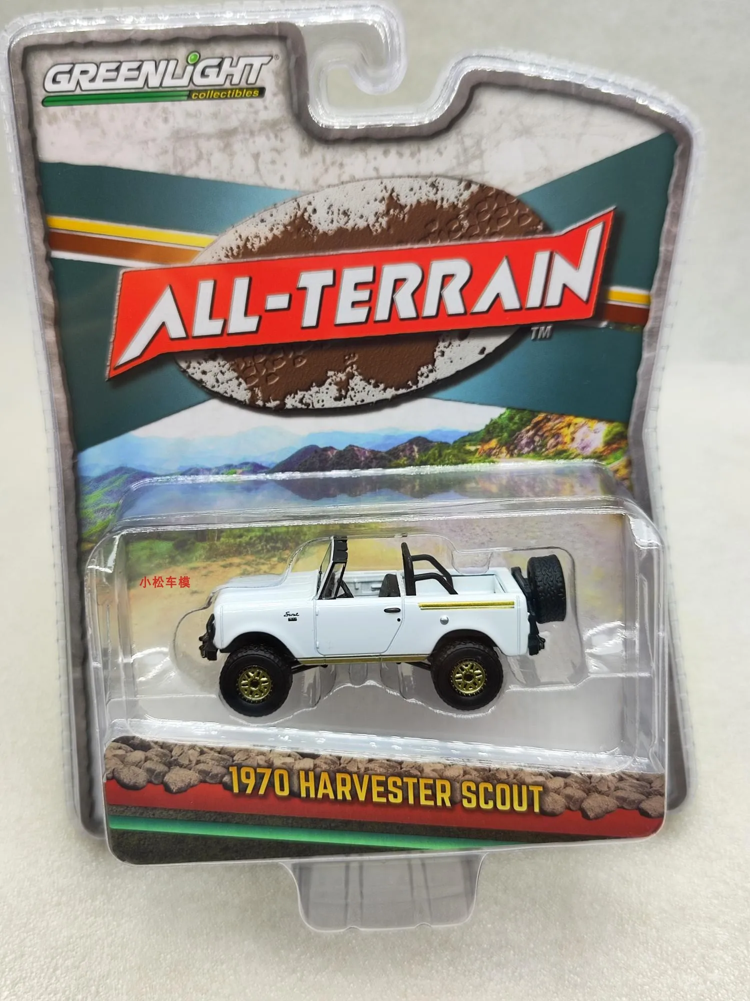 

Green Light 1:64 All Terrain Series 15-1970 Harvester Scout And Off Road SectionAlloy Car Models, Collectibles, Children's Gift