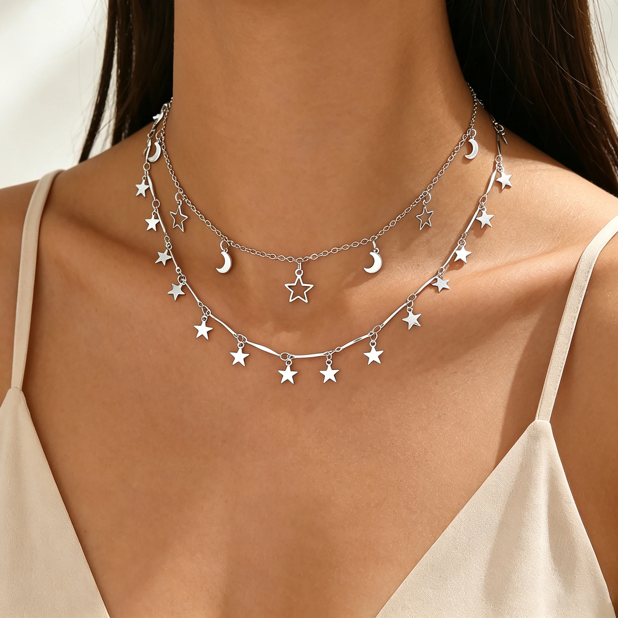 Layered Star Moon Choker Necklace for Women Dainty Double Chain Celestial Pendant Clavicle Neck Jewelry Daily Party Gift