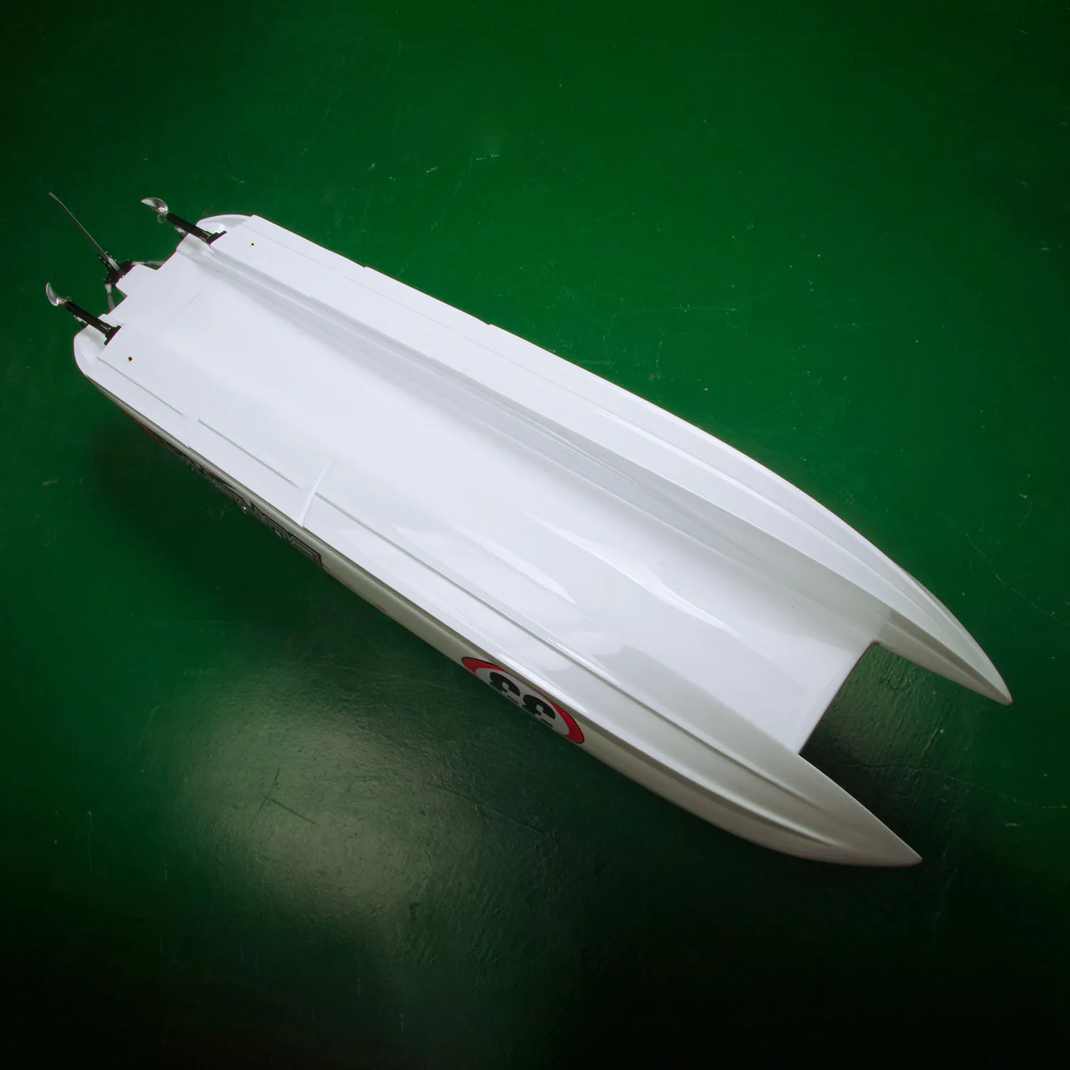 DTRC E33 التحكم عن بعد الكهربائية عالية السرعة قارب الألياف الزجاجية RC المائية قارب نموذج نظام التبريد محرك مزدوج 120A ESC رسمت