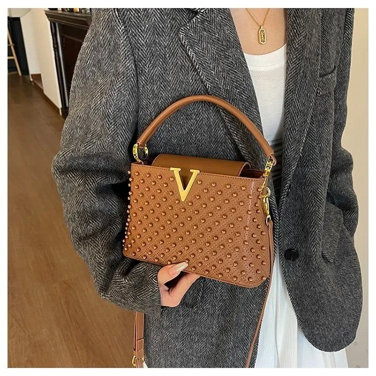 

2026 New Women Bucket Bag with Pearls, Large Capacity Top Handle Shoulder Crossbody Bag, Elegant Tote for Casual Daily Outing