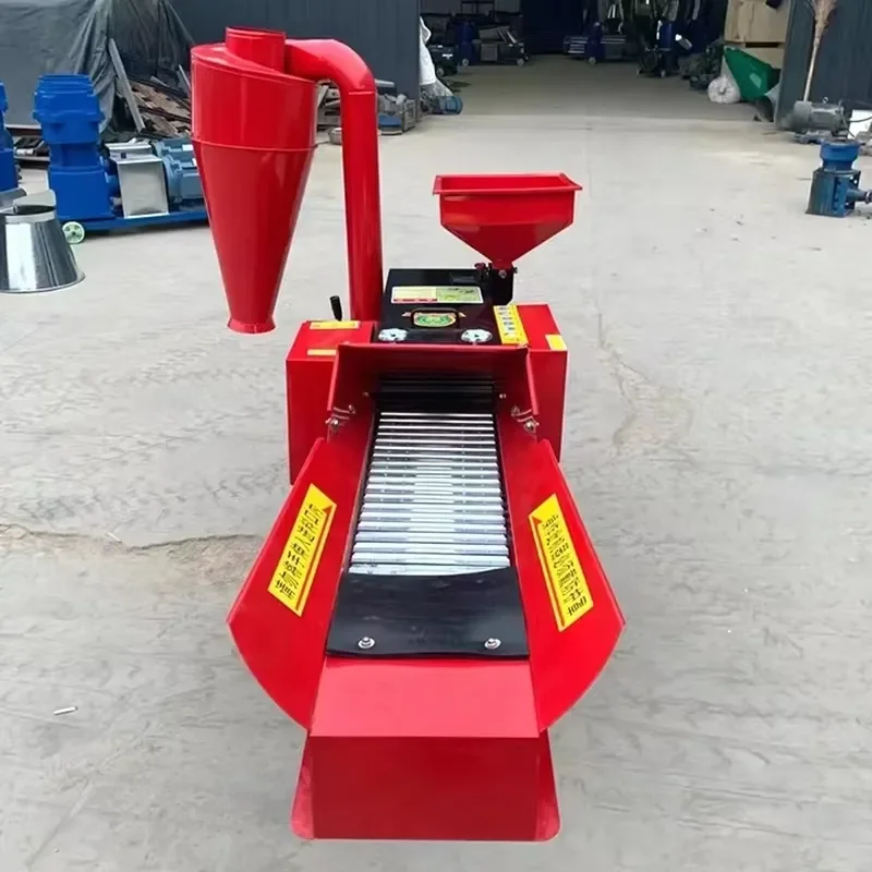 3.8/8T hay Forage Chopper Grass Straw Stalk Shredder Chopper Cutting Chaff Cutter Machine