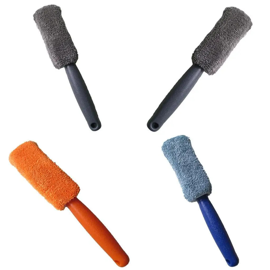 Complete Wheel Cleaning Soft Plastic Brushes Compact Ergonomic Handles For Car Rims Detailing And Maintenance