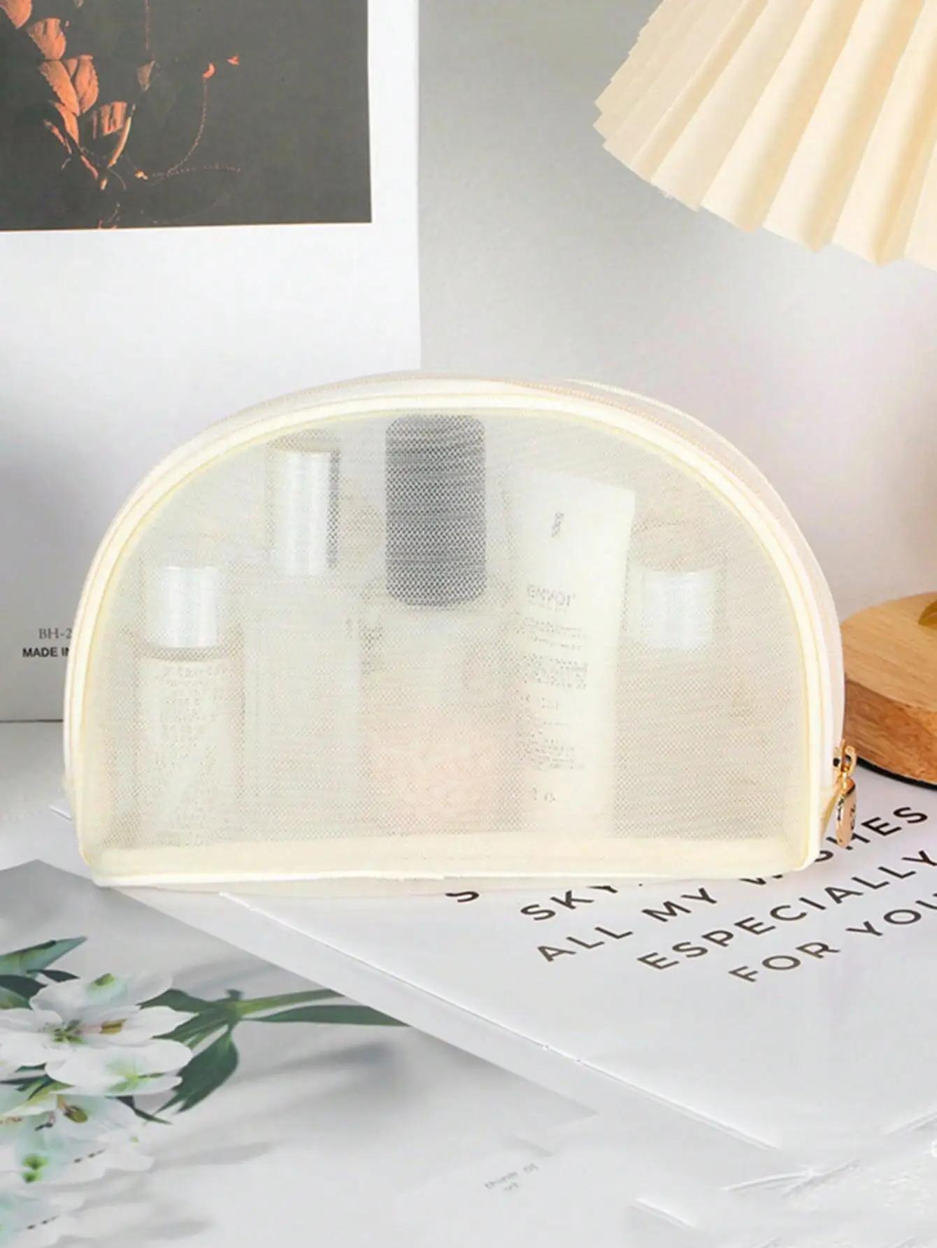 Portable Toiletry Bag Storage Organizer Large Capaci ape New Net ell Embroidery Cosmetic storage Beautiful cosmetics Bag