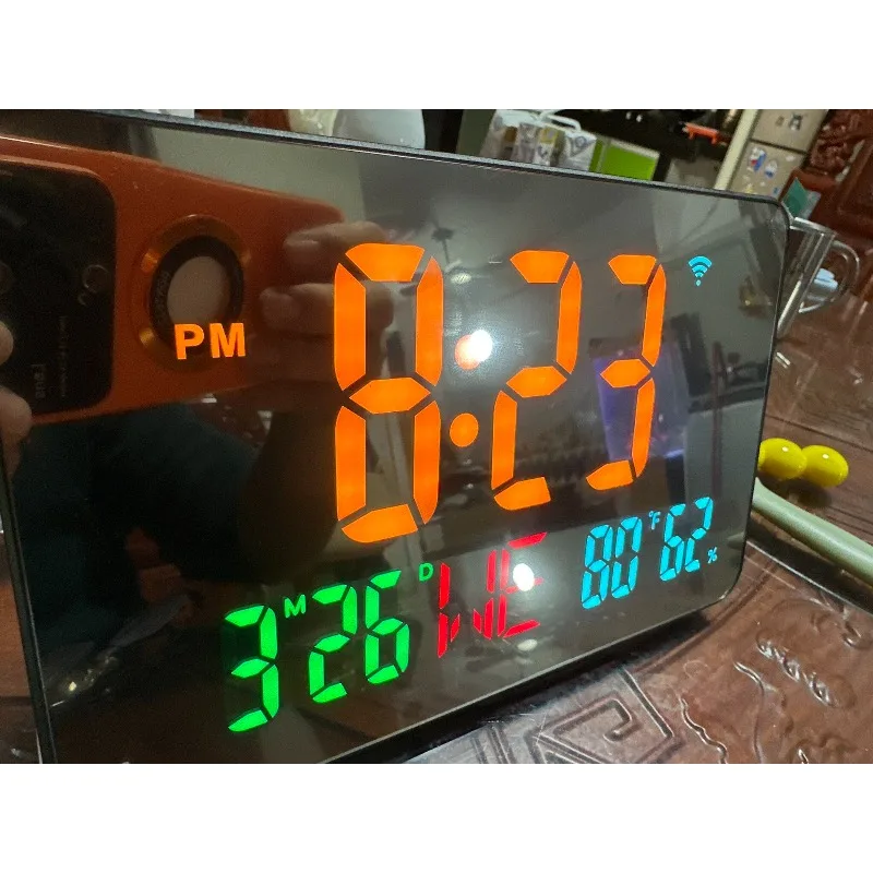 Clock automatic timing 24 years new 2868 WIFI temperature and humidity atomic clock mirror clock LED graffiti