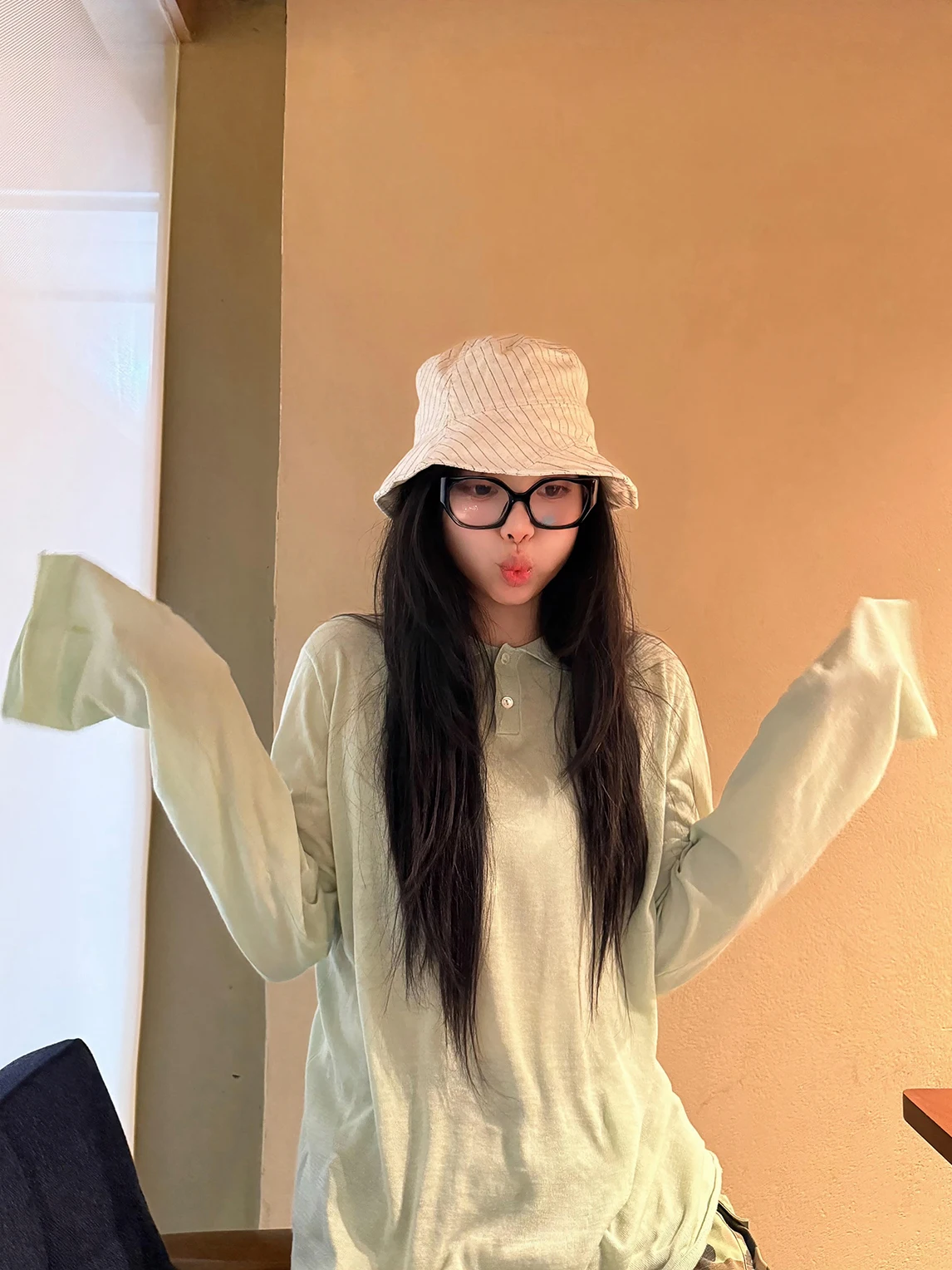 

Sakura Mint Green Long Sleeve Neck T-Shirt Women's Casual Comfortable Breathable Lazy Style Fashionable Korean Loose Fit