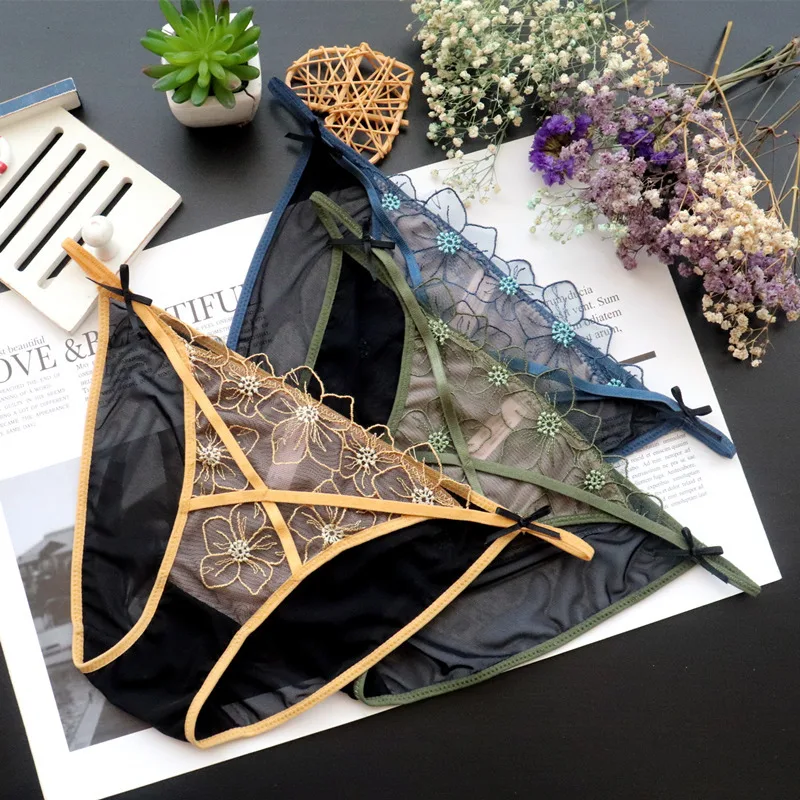 

Sexy Lace Panties Women's Cross Netting Underwear Low Waist Design Breathable Comfortable Fabric Floral Hollow out Details