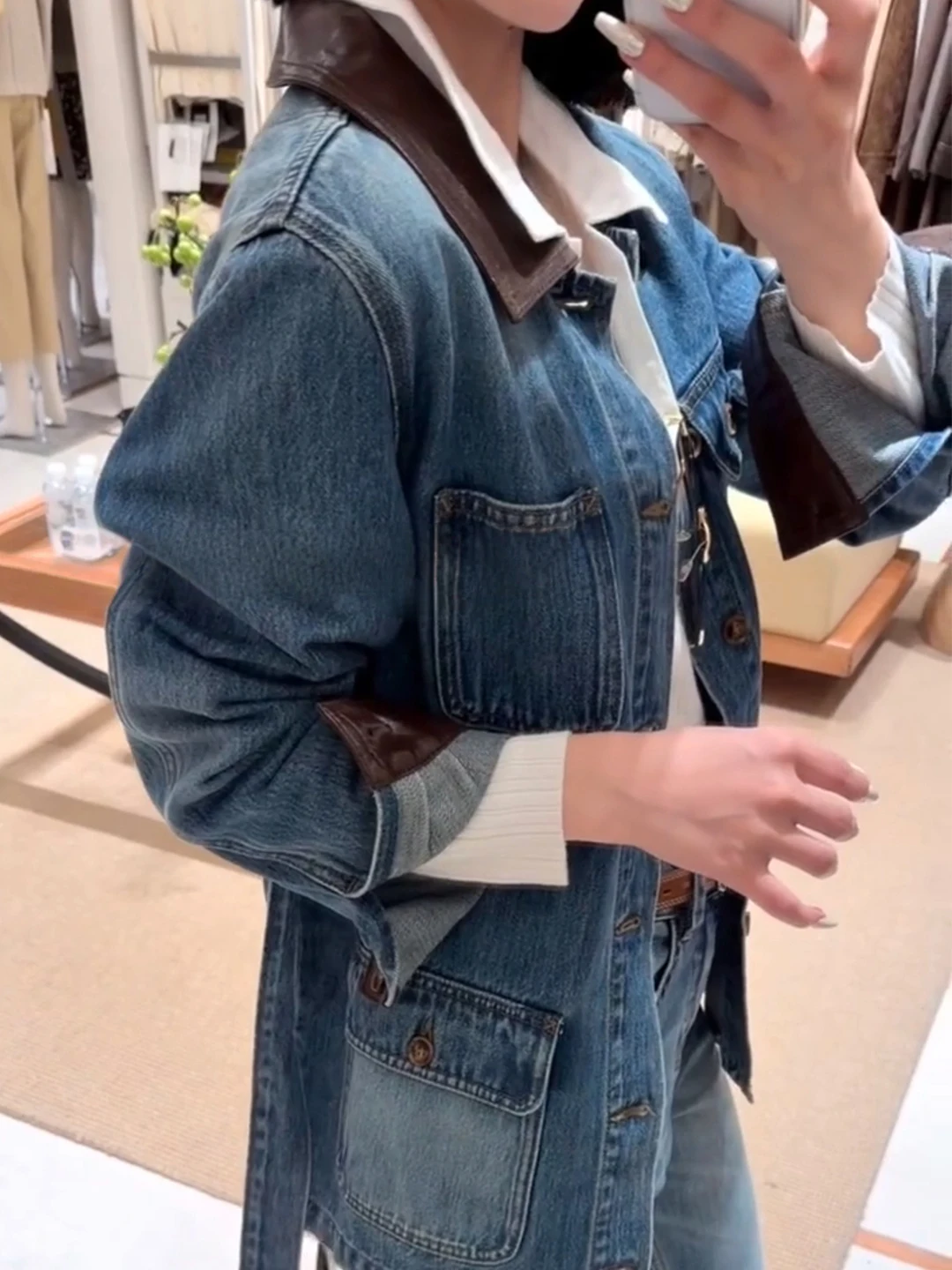 Slimming Faux Leather Patchwork Long Sleeve Denim Jacket for Women Autumn 2026 Vintage Style Loose Fit Classic Collar Top