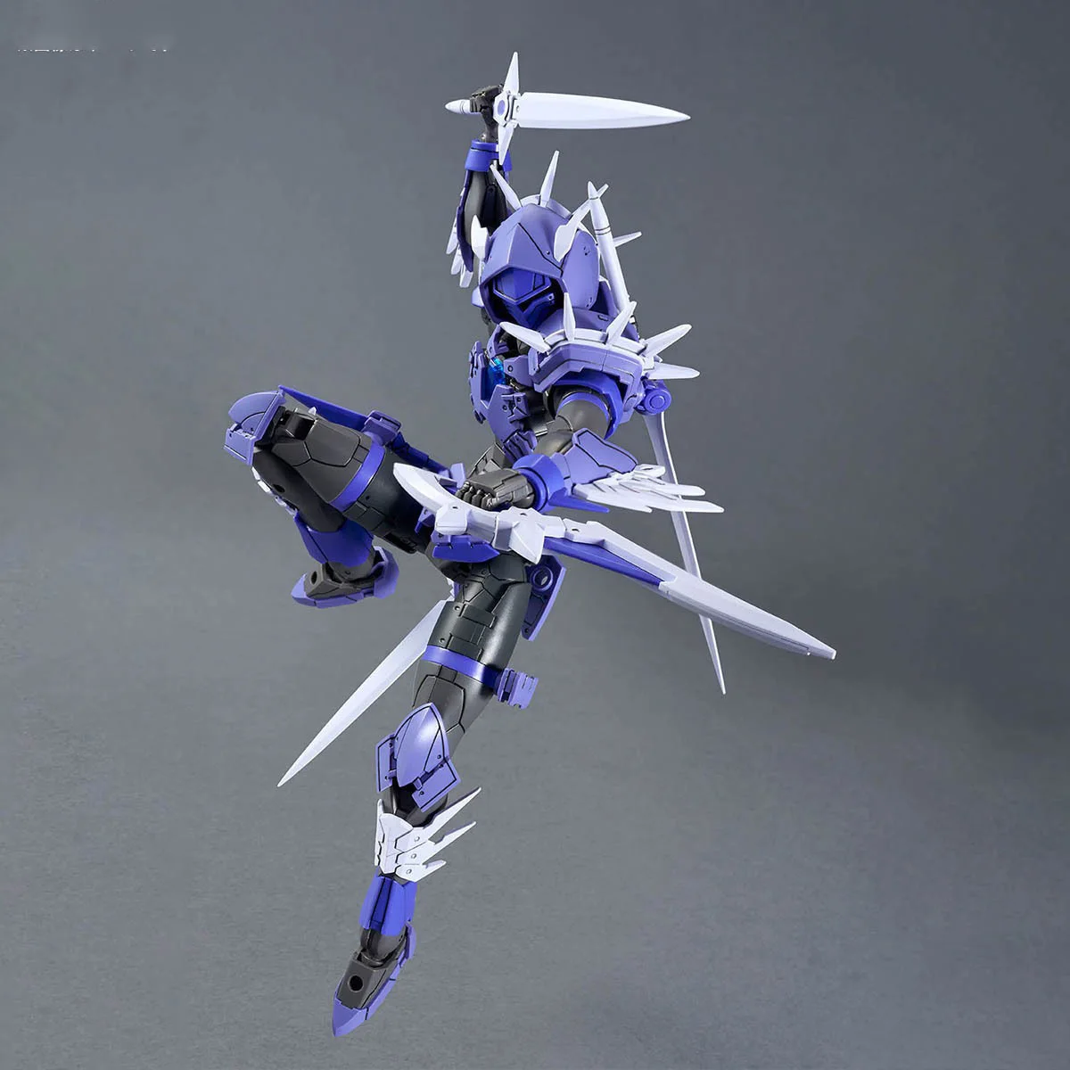 Bandai 30MF 30 Minuti Fantasy Model Kit Classe Up Armatura Liber Assassin Slash Liber Stregone Liber Enchanter Action Figures Giocattoli
