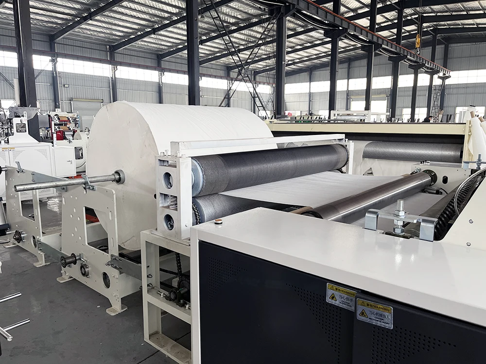 Full Auto Toilet Paper Roll Making Rewinding Machine PLC Controlled Pump Bearing Motor High Capacity