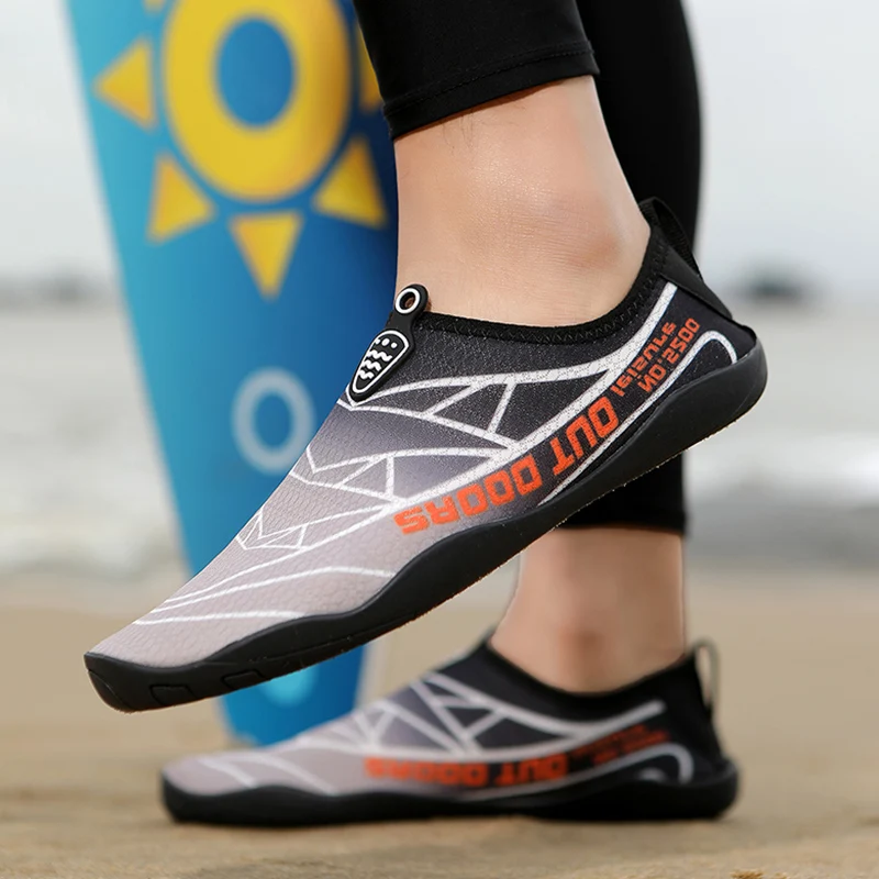 Outdoor Men Aqua Shoes Breathable Women Barefoot Swimming Water Shoes Upstream Beach Wading Sports Sneakers Slip-On