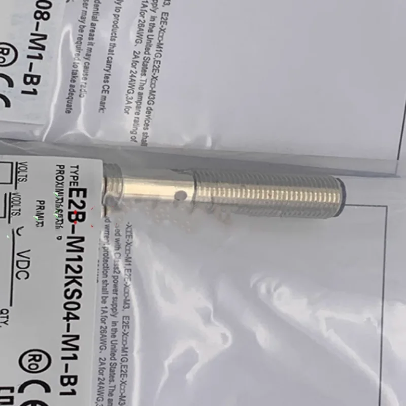 

3 шт. новый бесконтактный переключатель E2B-M12LS04-M1-C2 E2B-M12LS04-M1-C1 E2B-M12LS04-M1-B1