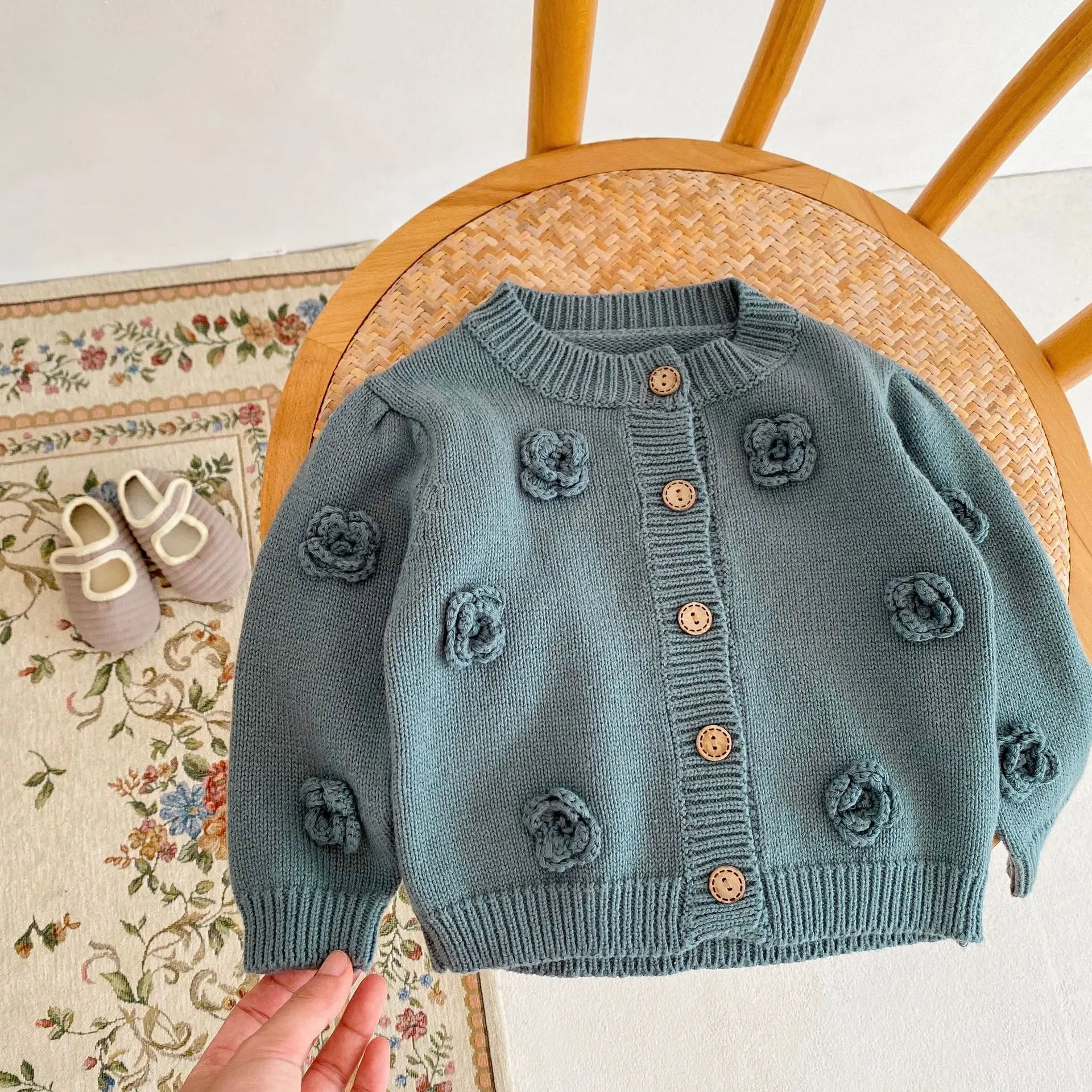 Spring baby clothes handmade flower sweater women baby cardigan children's coat versatile knitwear