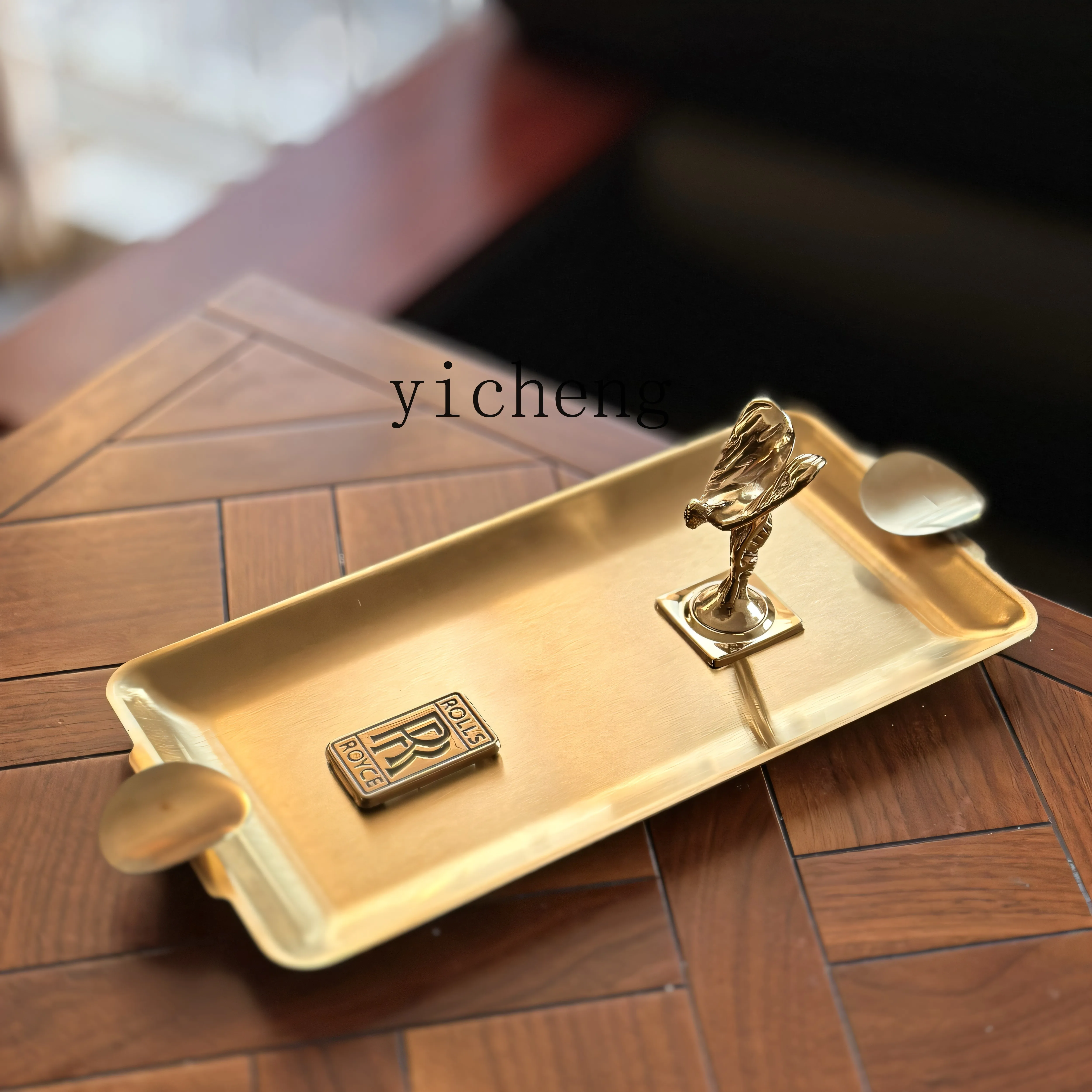 

TWR local tyrant gold ashtray cigar tank ashtray coffee table trend decorative ornament